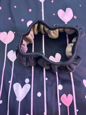 Black Studded Steering Wheel 🛞 Cover for Women